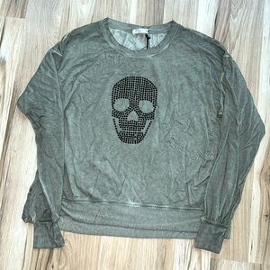 Brit.ny jeweled skull crewneck